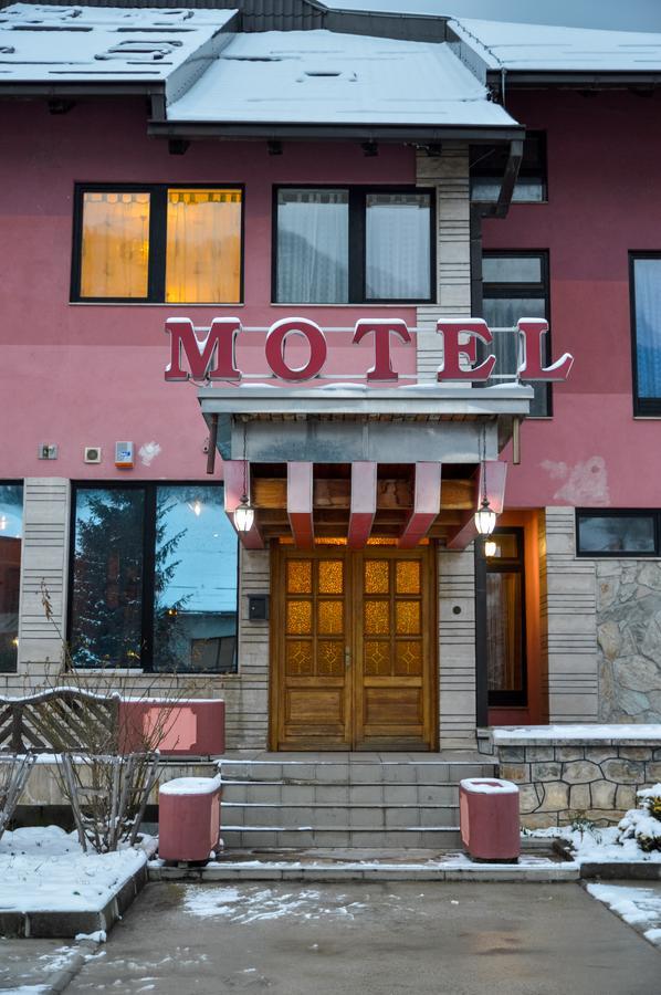 Motel Stecak Jajce Eksteriør billede