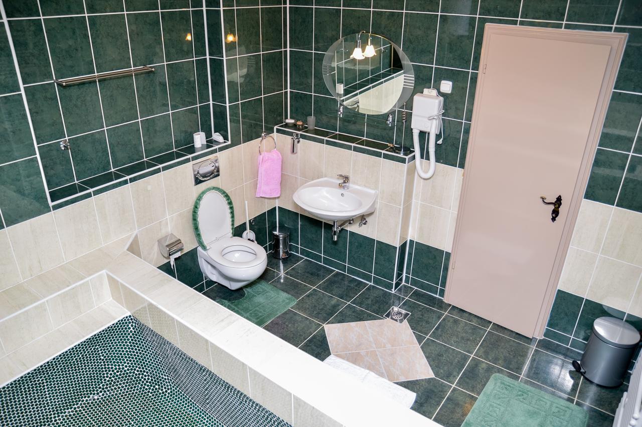Motel Stecak Jajce Eksteriør billede