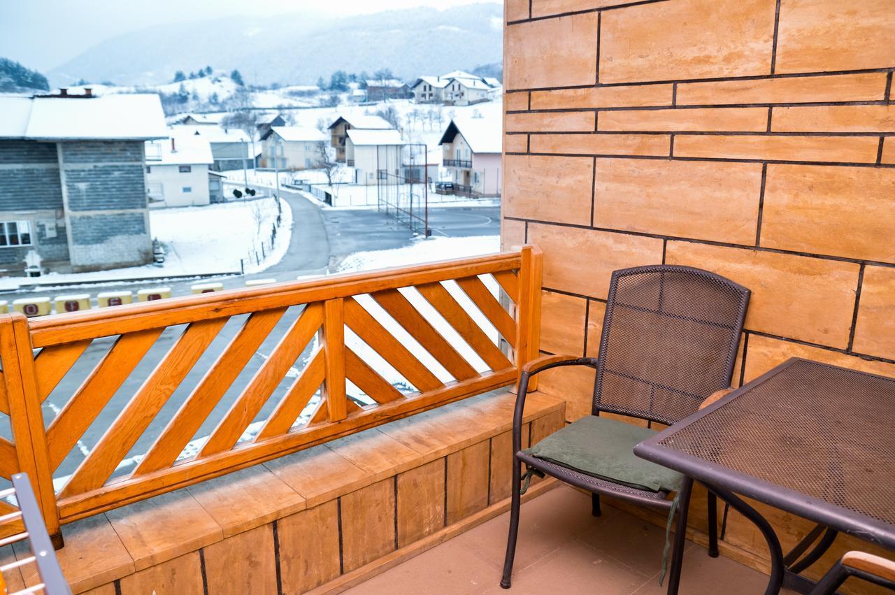 Motel Stecak Jajce Eksteriør billede