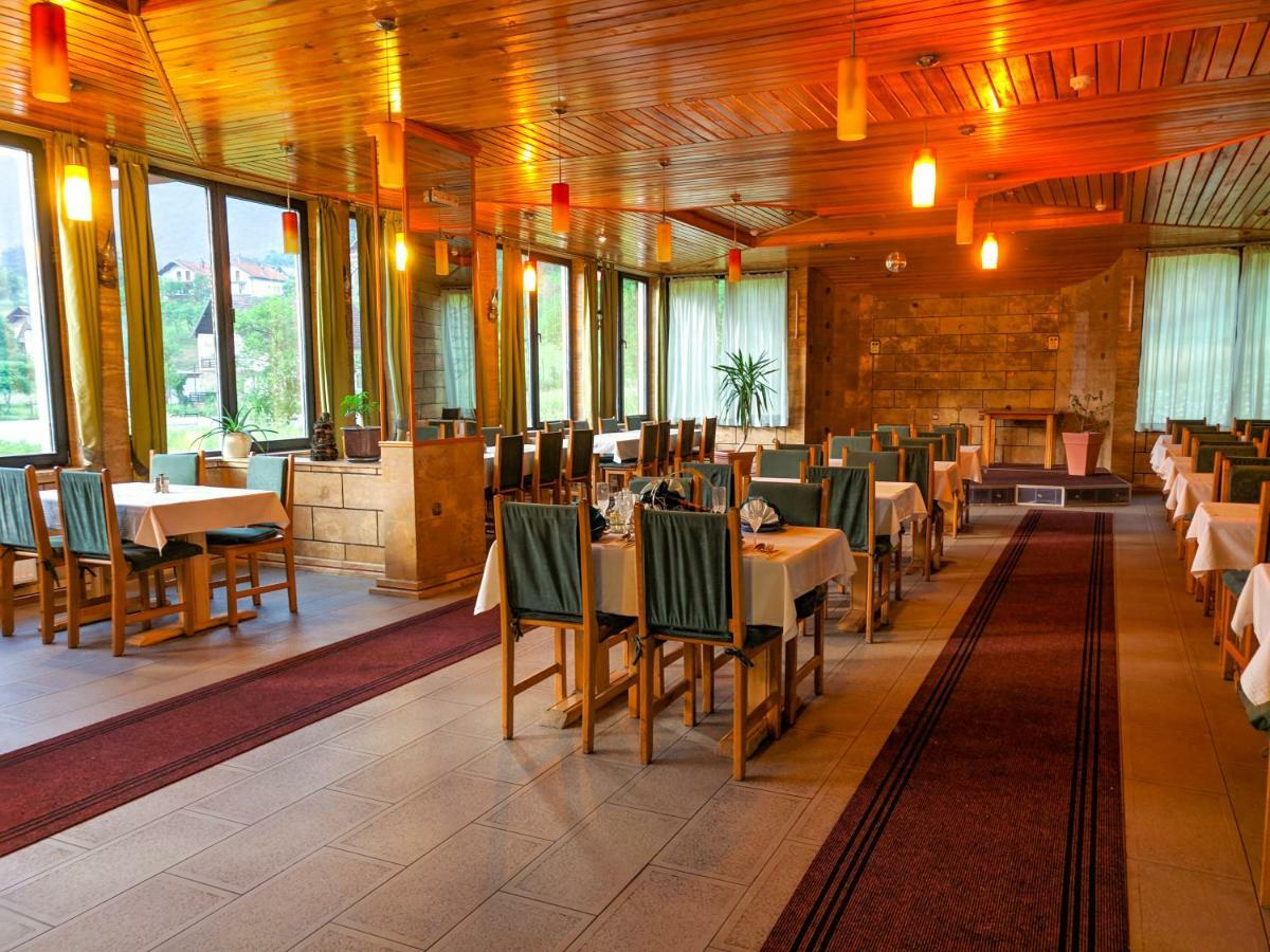 Motel Stecak Jajce Eksteriør billede
