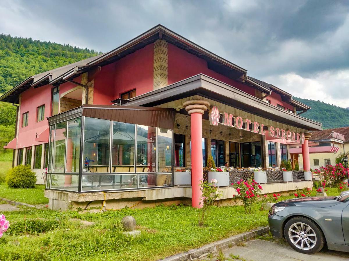 Motel Stecak Jajce Eksteriør billede